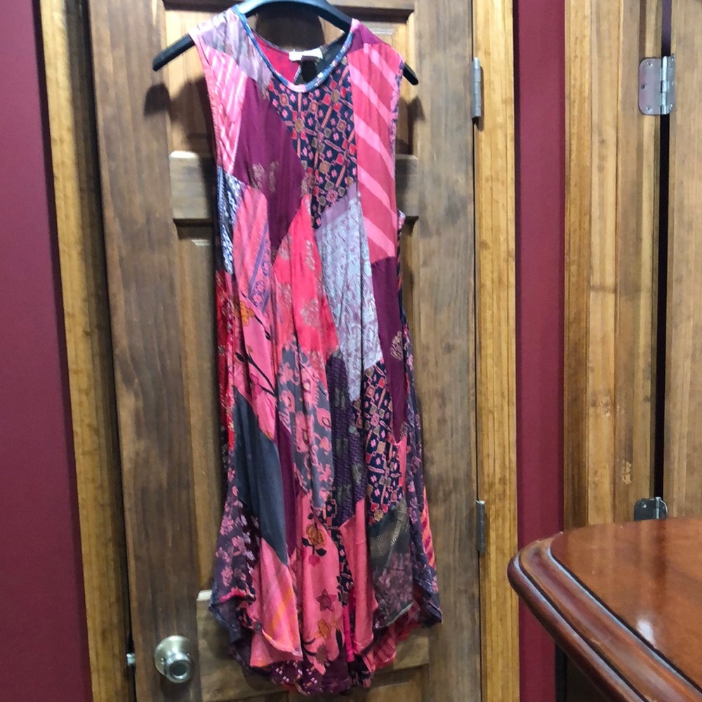 Sleeveless Patchwork Dress - Red and Pink